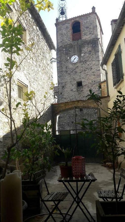 Studio Du Clocher Rigarda Exteriér fotografie